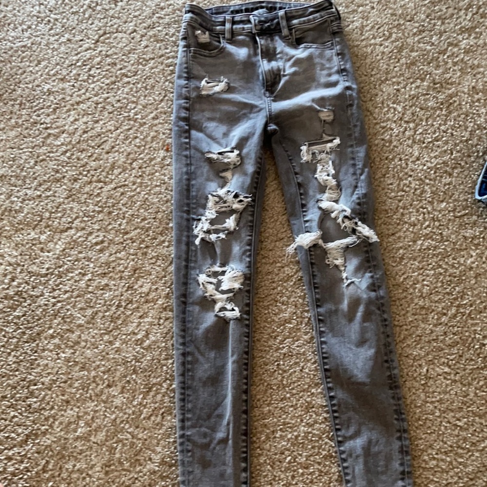 Grayskinny jeans !